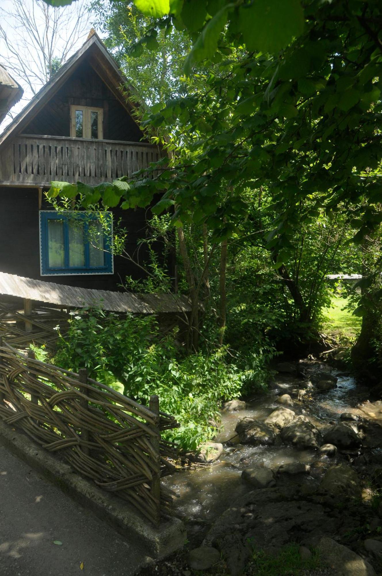 The Village Pension Breb Buitenkant foto