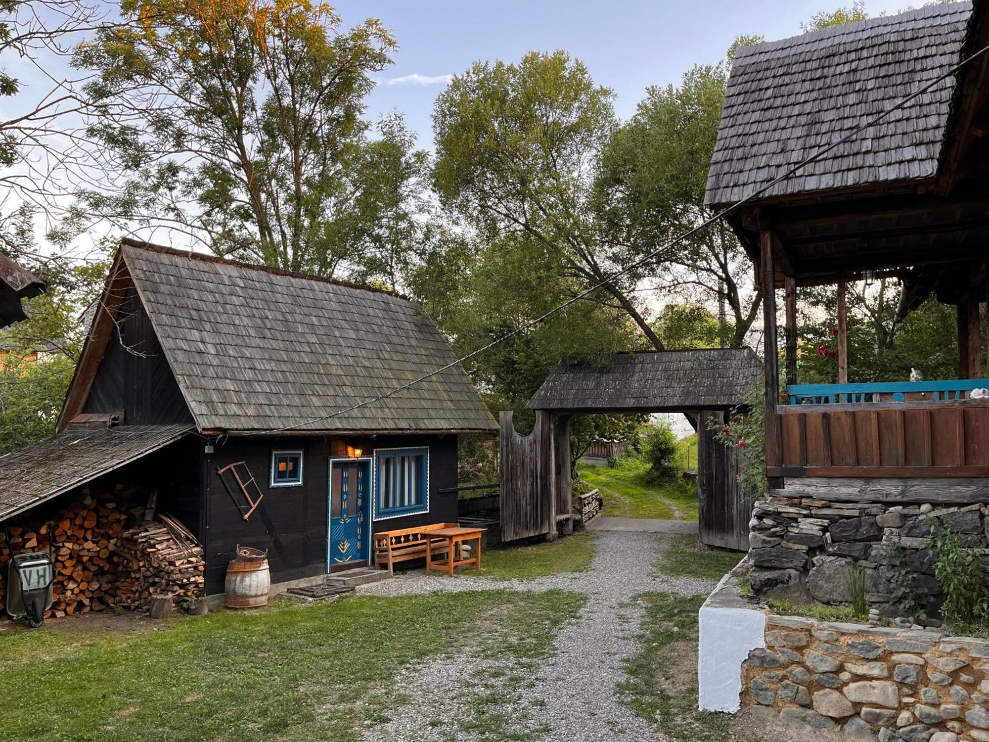 The Village Pension Breb Buitenkant foto
